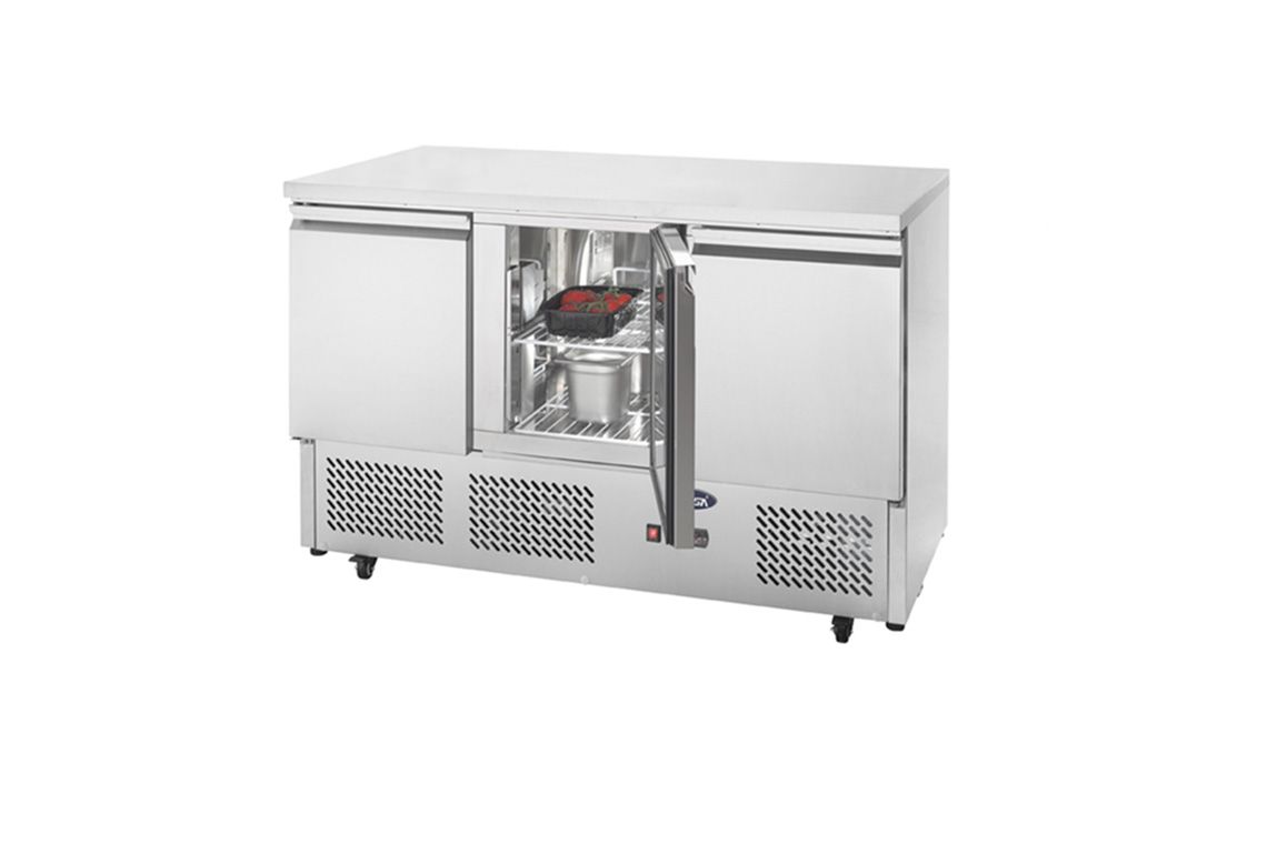 Kühltisch 3-türig 4 x GN 1/1